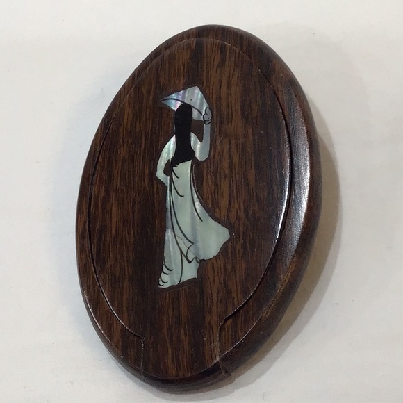 Vintage Mahogany & Mother of Pearl folding mirror - Picture 3 of 6